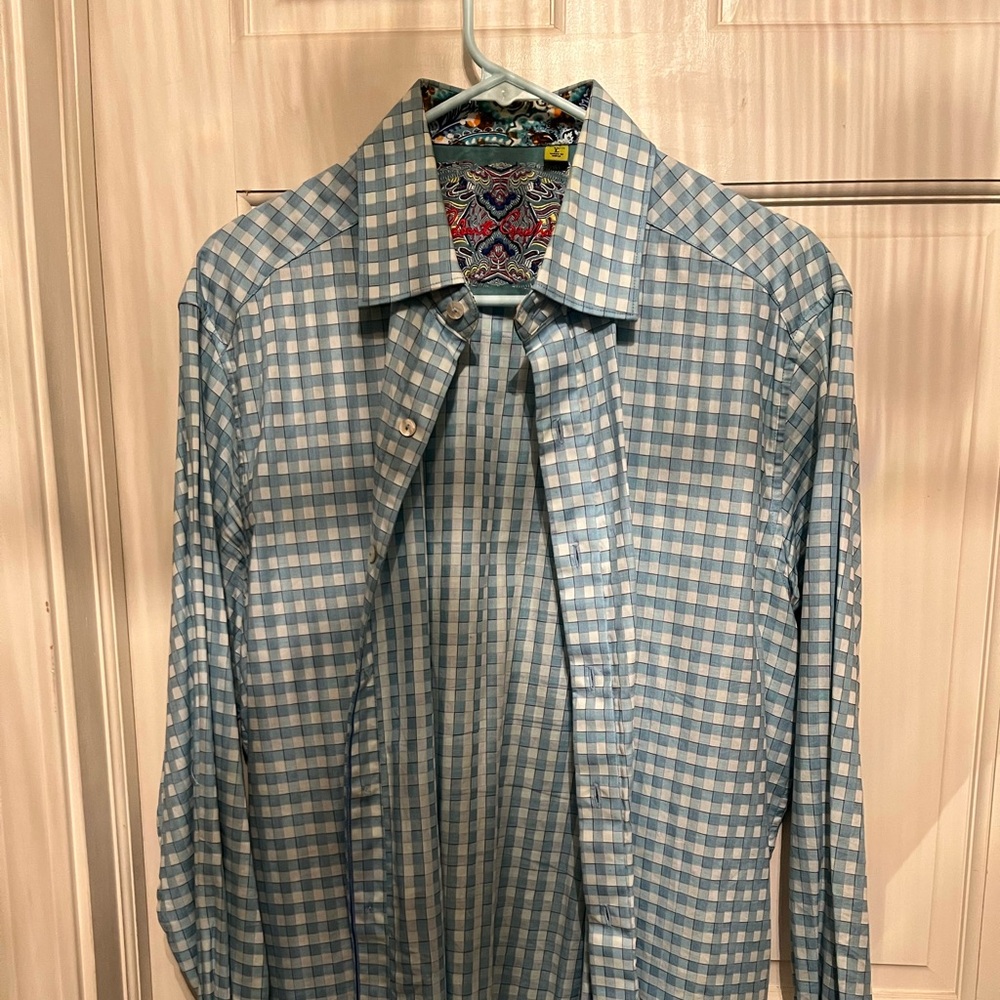 Robert Graham long sleeved flip cuffs size large.